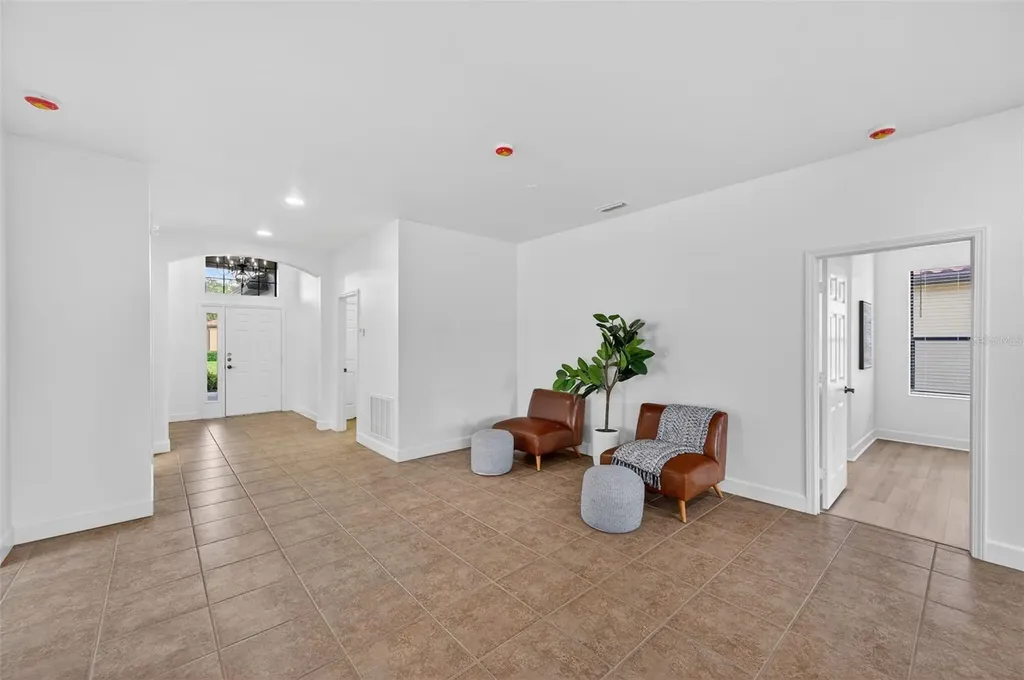 128 Silver Falls Drive Apollo Beach FL 33572