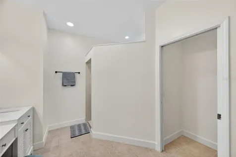 128 Silver Falls Drive Apollo Beach FL 33572