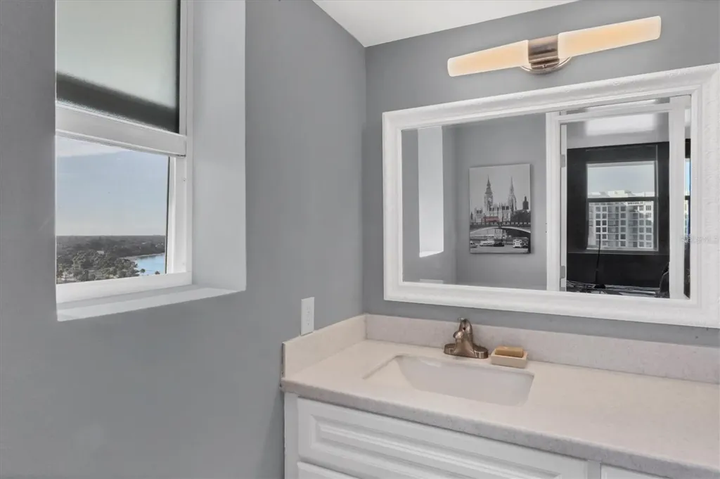 101 S Gulfstream Avenue Sarasota FL 34236