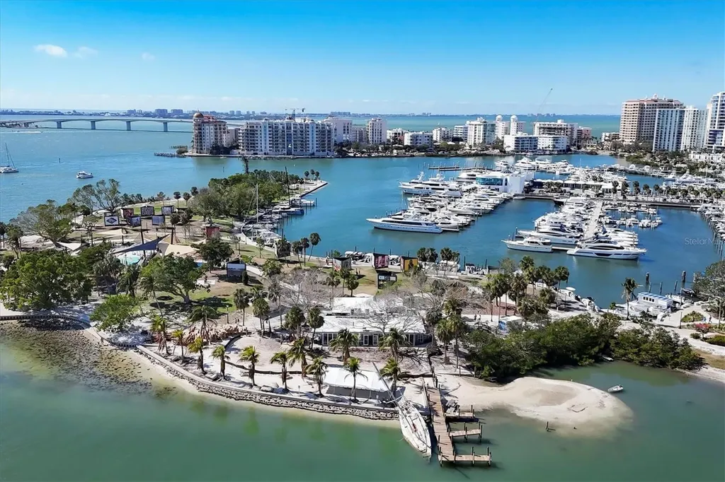 101 S Gulfstream Avenue Sarasota FL 34236