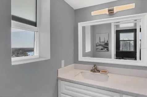 101 S Gulfstream Avenue Sarasota FL 34236