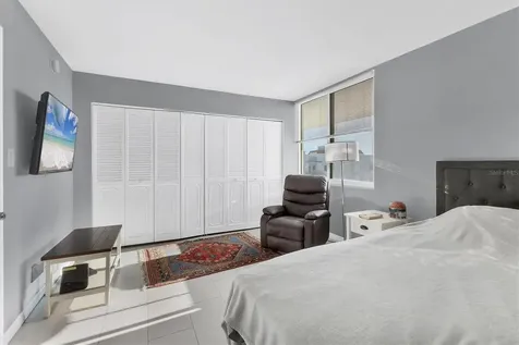 101 S Gulfstream Avenue Sarasota FL 34236