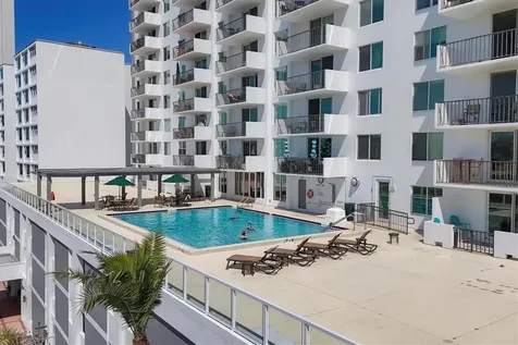 101 S Gulfstream Avenue Sarasota FL 34236