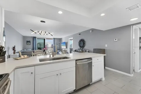 101 S Gulfstream Avenue Sarasota FL 34236