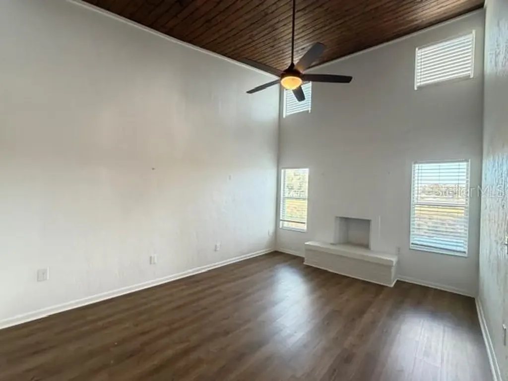 21204 Sandalwood Drive Wildwood FL 34785