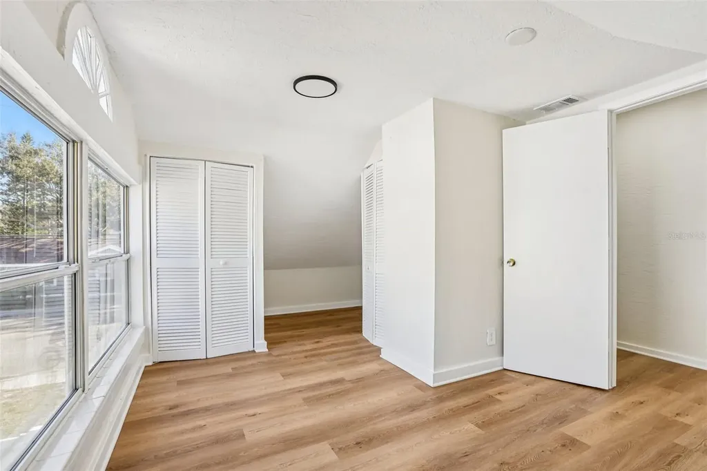 305 28th Street S St Petersburg FL 33712