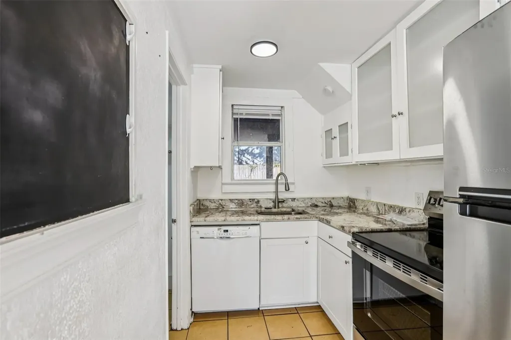 305 28th Street S St Petersburg FL 33712
