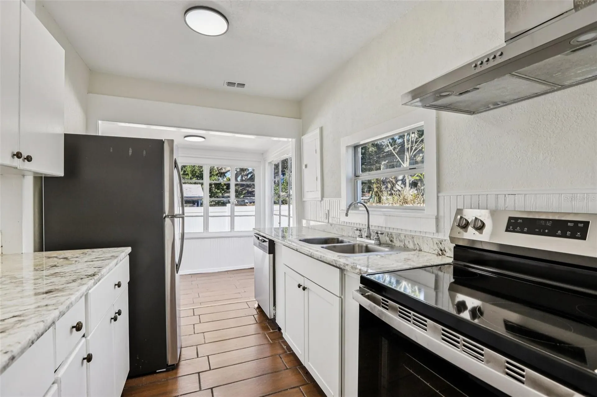 305 28th Street S St Petersburg FL 33712
