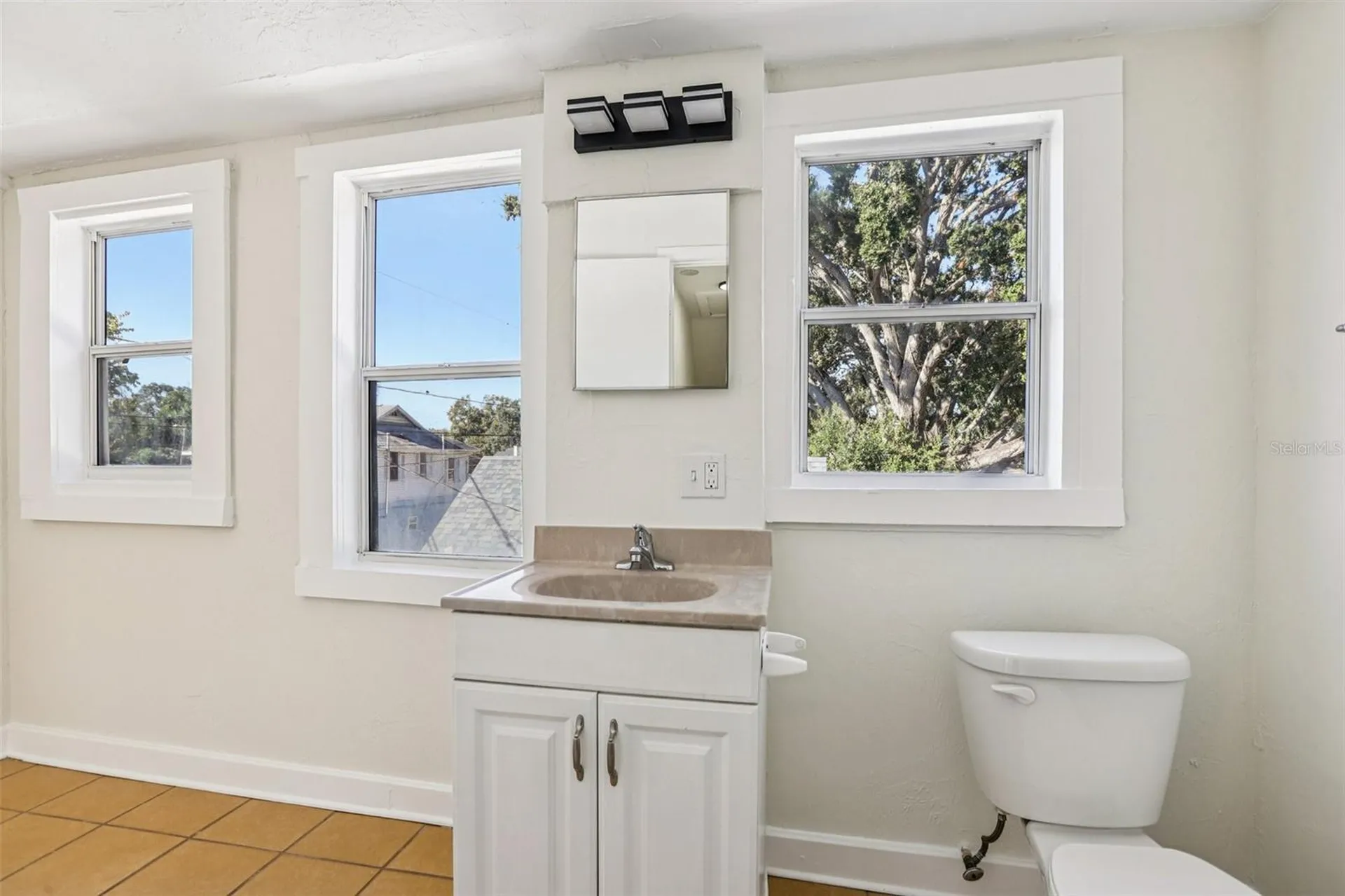 305 28th Street S St Petersburg FL 33712
