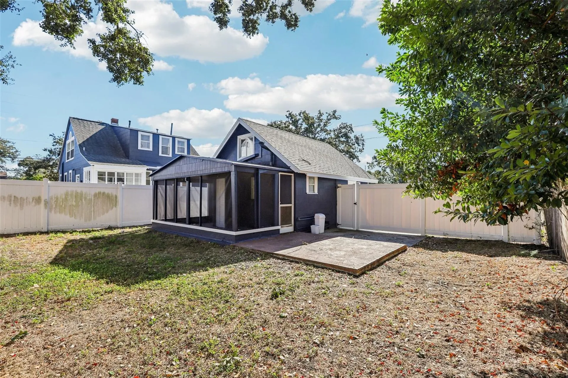 305 28th Street S St Petersburg FL 33712