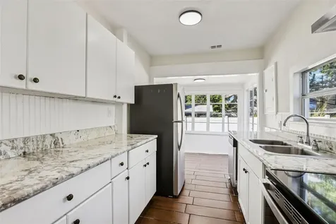 305 28th Street S St Petersburg FL 33712