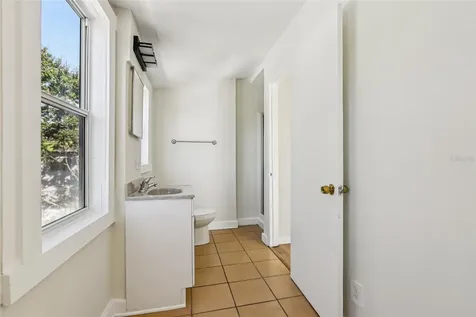 305 28th Street S St Petersburg FL 33712