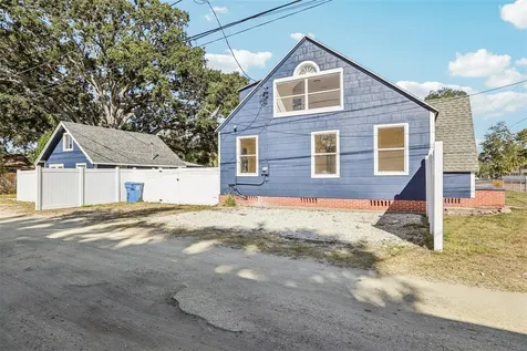 305 28th Street S St Petersburg FL 33712