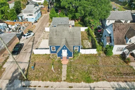 305 28th Street S St Petersburg FL 33712