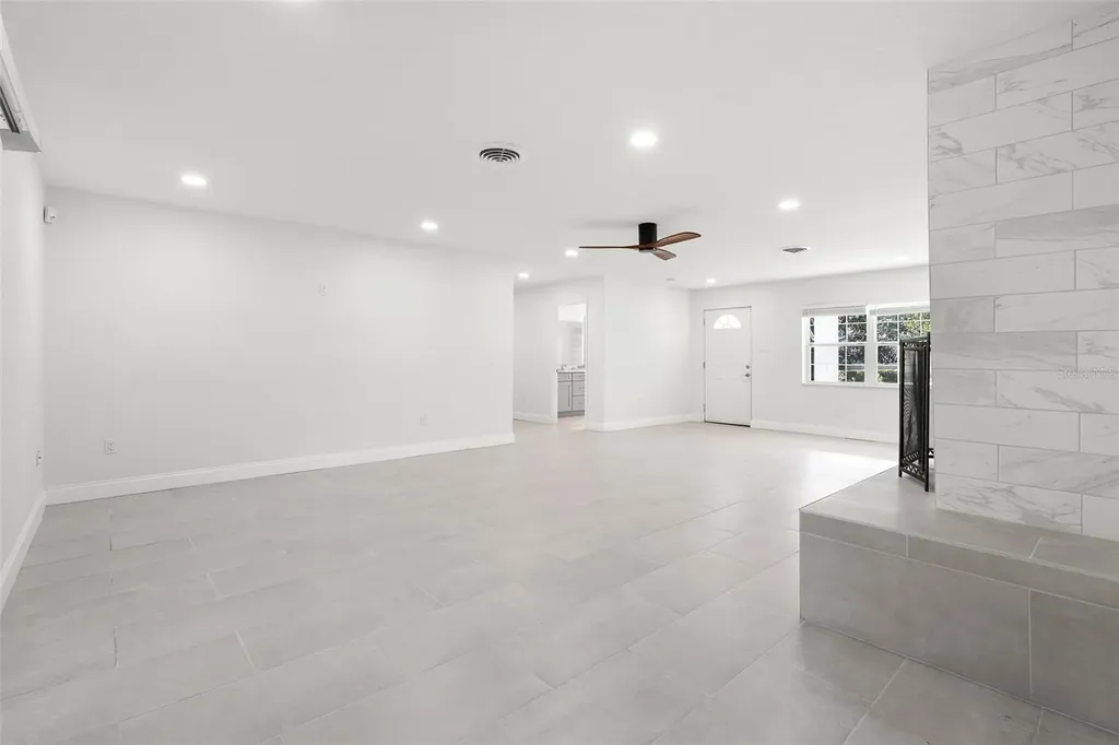 202 S Shore Crest Drive Tampa FL 33609