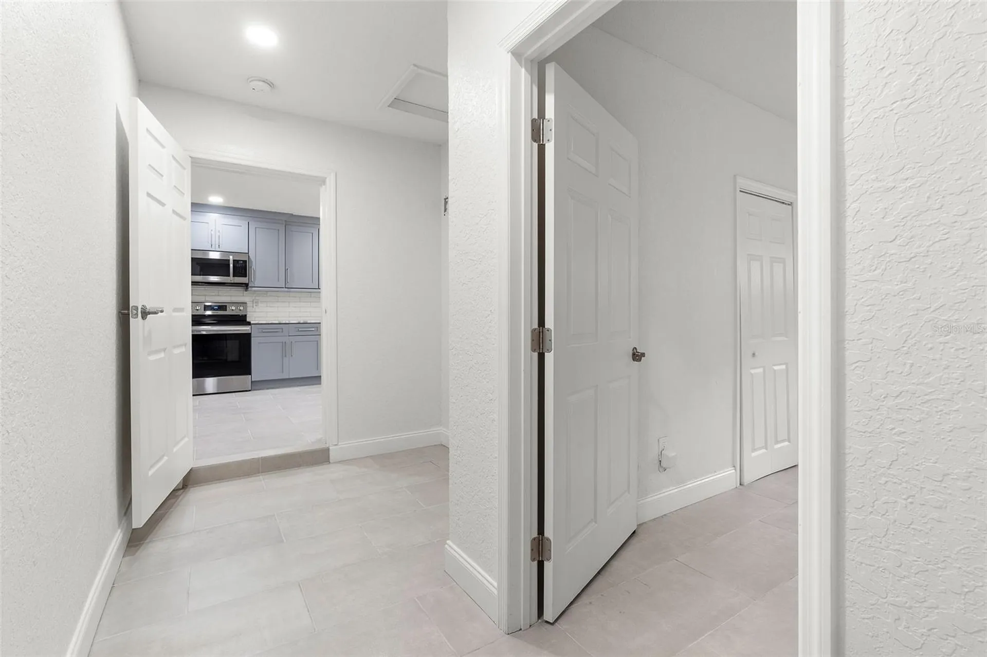 202 S Shore Crest Drive Tampa FL 33609