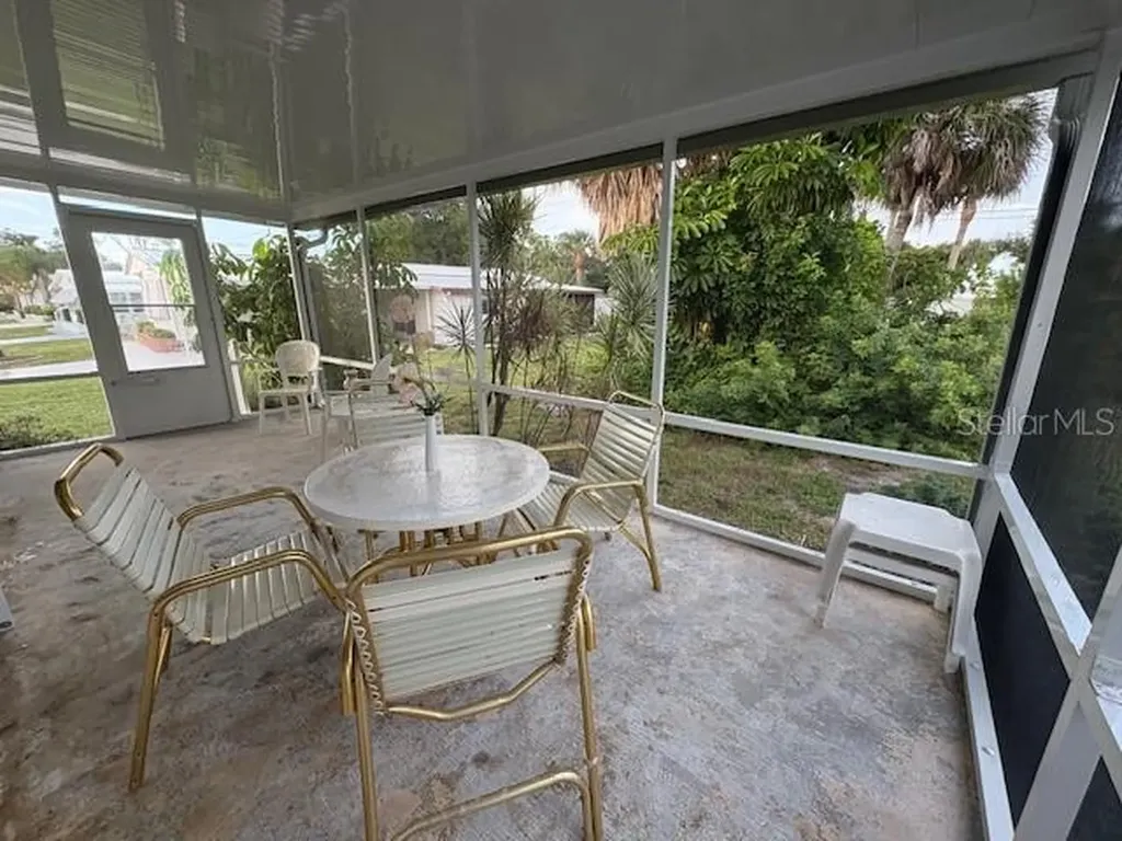 51 N Flora Vista Street Englewood FL 34223
