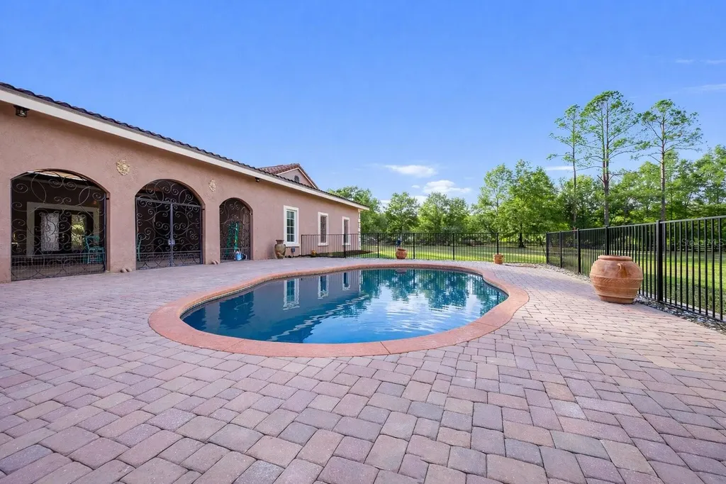 18910 NW 78th Avenue Alachua FL 32615