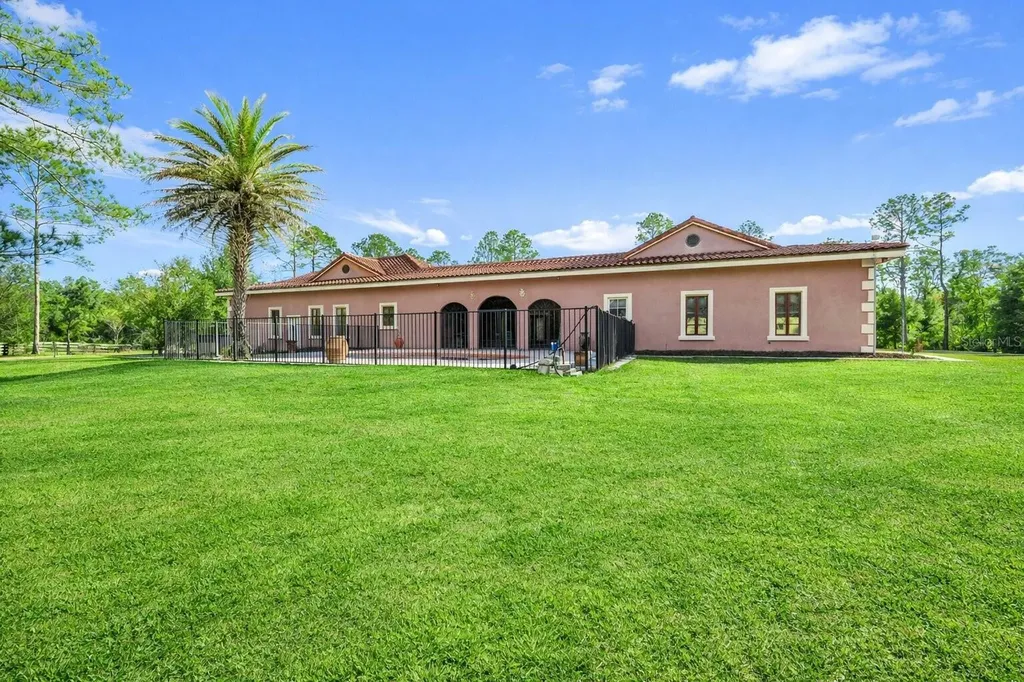 18910 NW 78th Avenue Alachua FL 32615