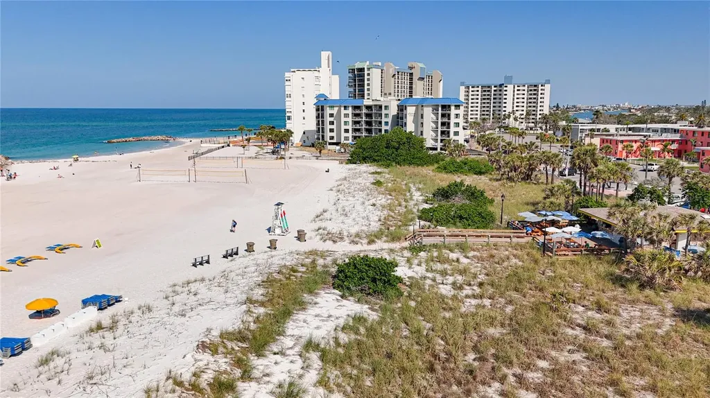 7050 Sunset Way St Pete Beach FL 33706
