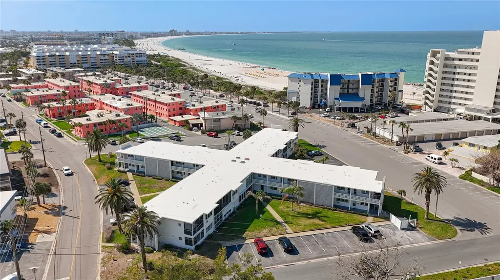7050 Sunset Way St Pete Beach FL 33706