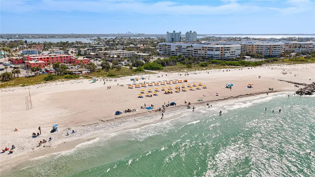 7050 Sunset Way St Pete Beach FL 33706