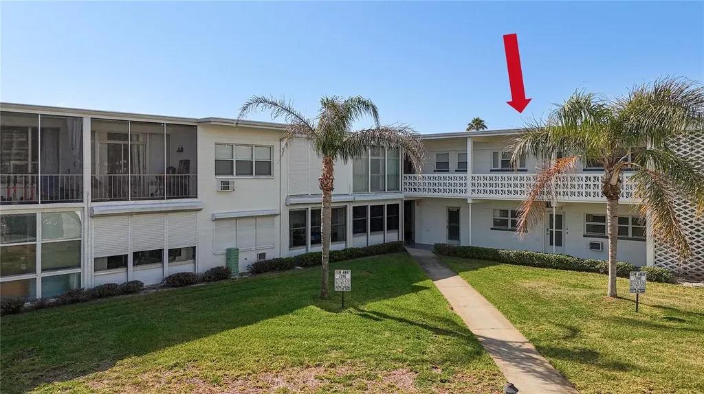 7050 Sunset Way St Pete Beach FL 33706