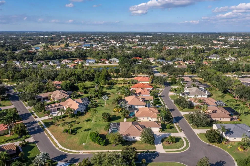 6643 Butlers Crest Drive Bradenton FL 34203
