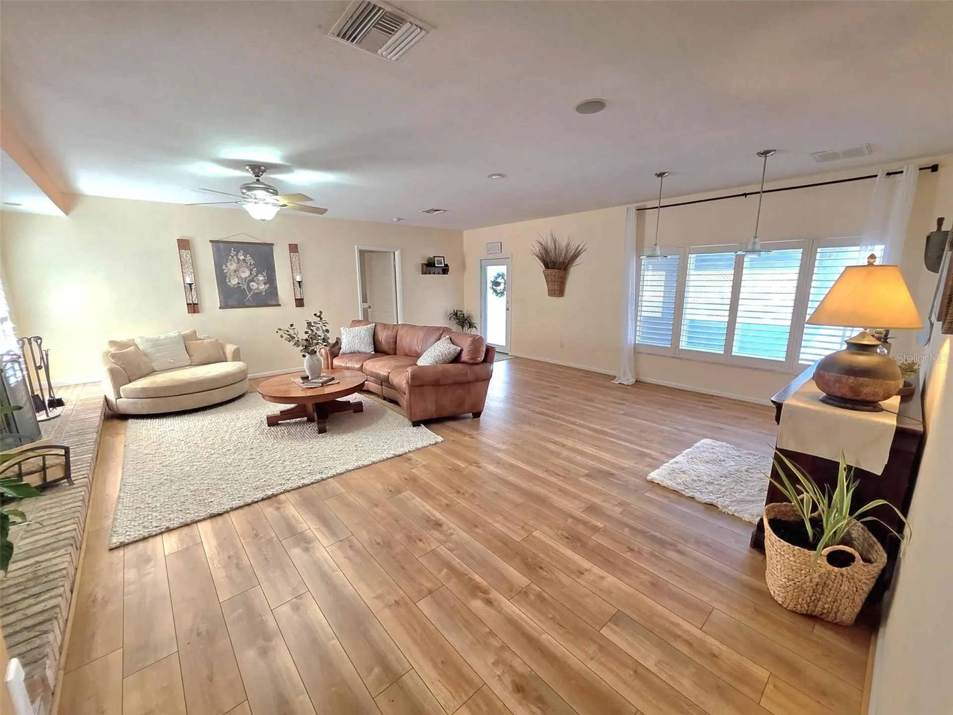 401 Whitcomb Boulevard Tarpon Springs FL 34689