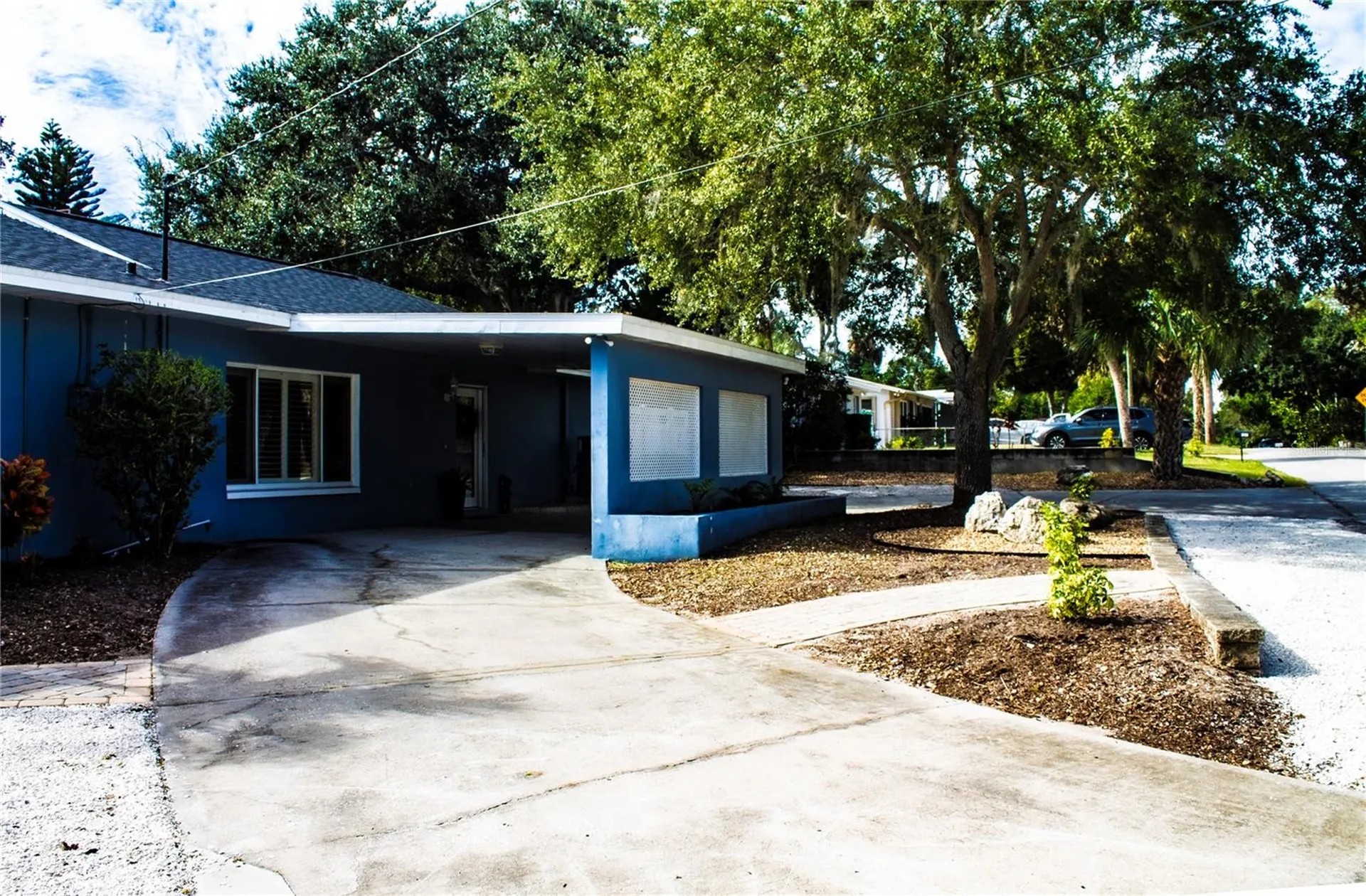 401 Whitcomb Boulevard Tarpon Springs FL 34689
