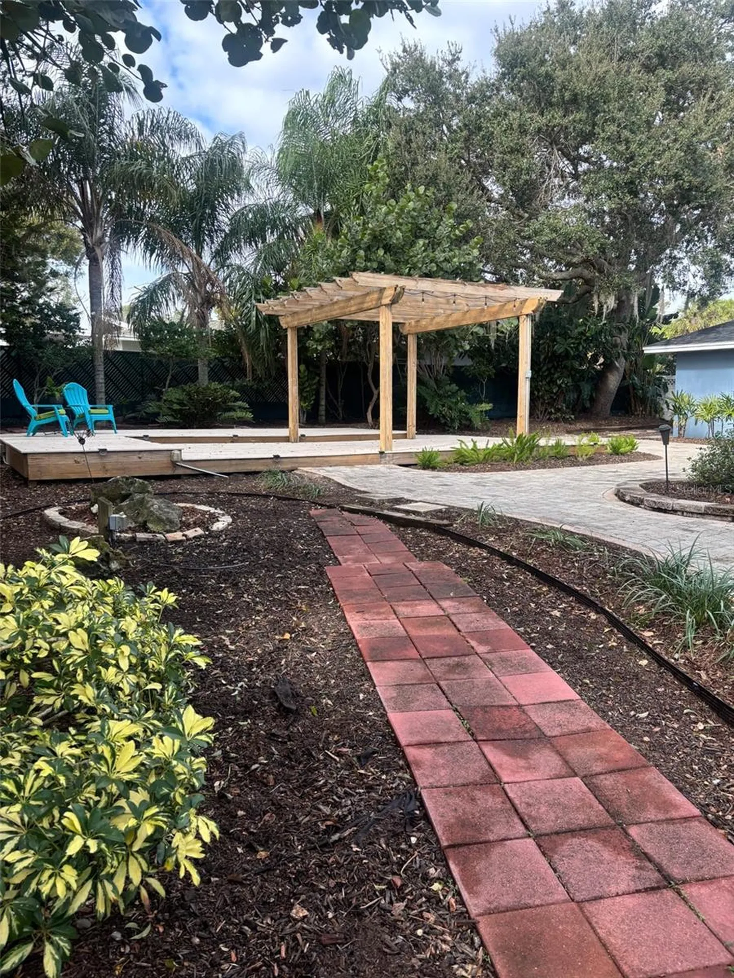 401 Whitcomb Boulevard Tarpon Springs FL 34689