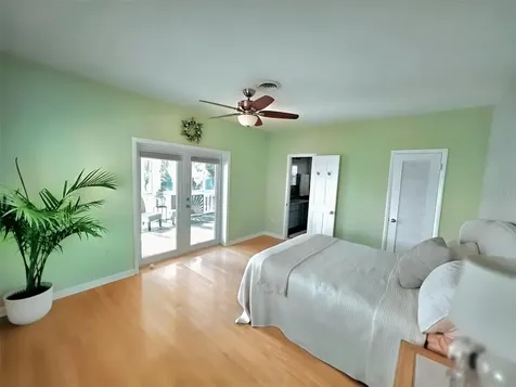 401 Whitcomb Boulevard Tarpon Springs FL 34689