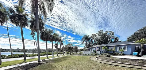 401 Whitcomb Boulevard Tarpon Springs FL 34689
