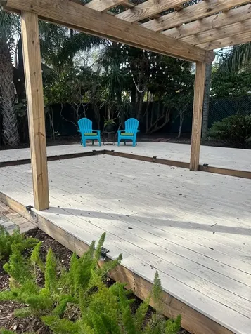 401 Whitcomb Boulevard Tarpon Springs FL 34689