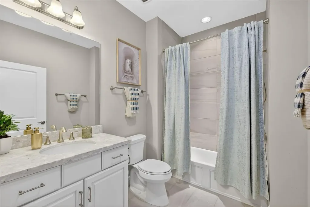 7538 Divot Loop Lakewood Ranch FL 34202