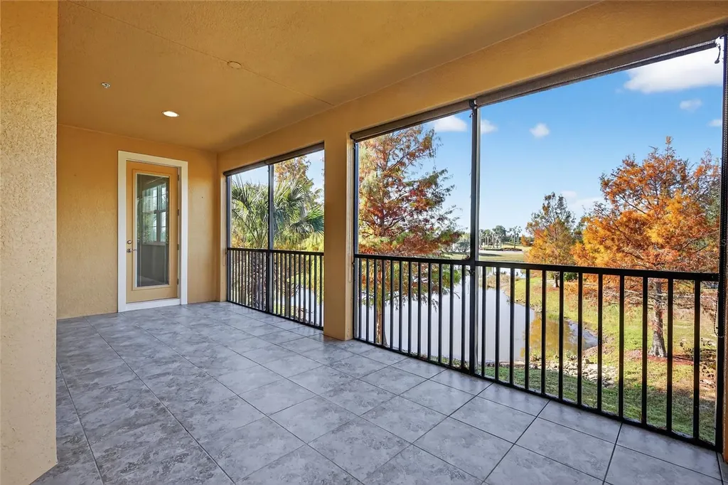 7538 Divot Loop Lakewood Ranch FL 34202