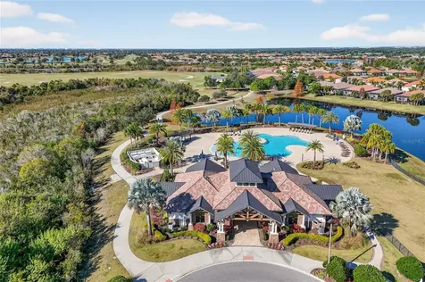 7538 Divot Loop Lakewood Ranch FL 34202