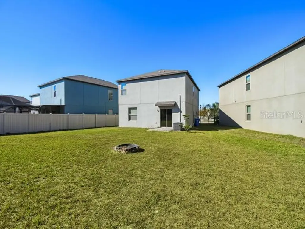 5157 White Chicory Drive Apollo Beach FL 33572