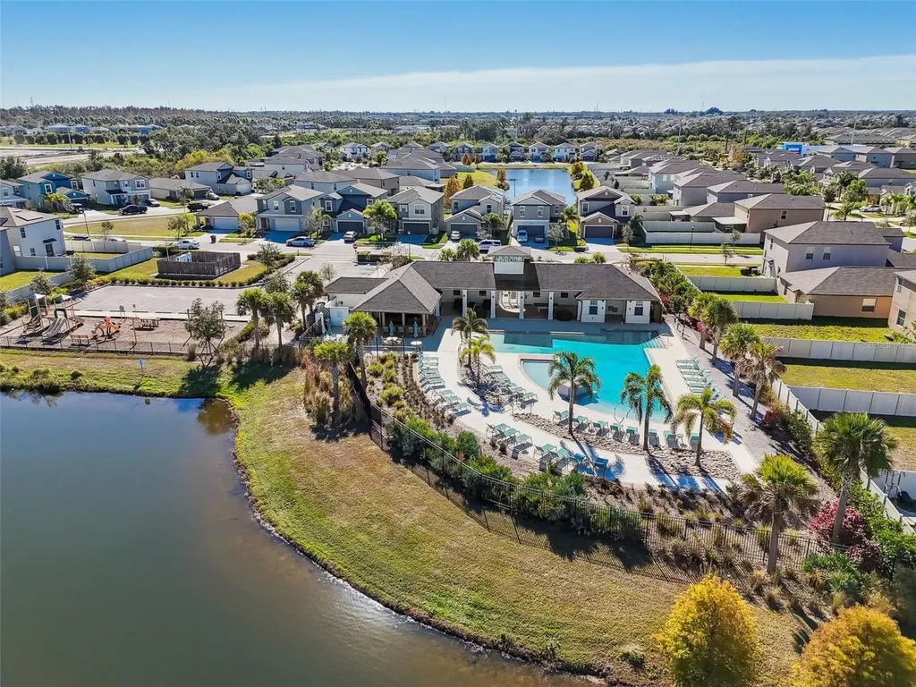 5157 White Chicory Drive Apollo Beach FL 33572