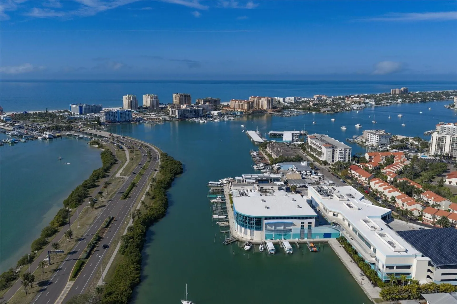 211 Dolphin Point Clearwater FL 33767