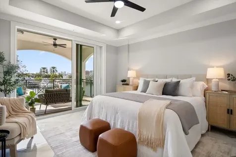 211 Dolphin Point Clearwater FL 33767