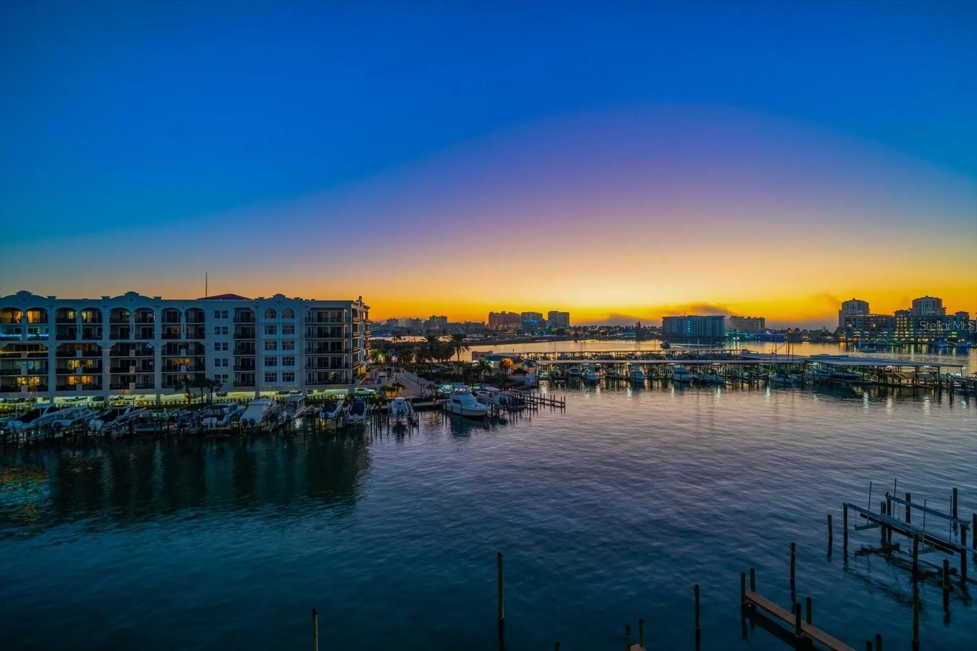 211 Dolphin Point Clearwater FL 33767