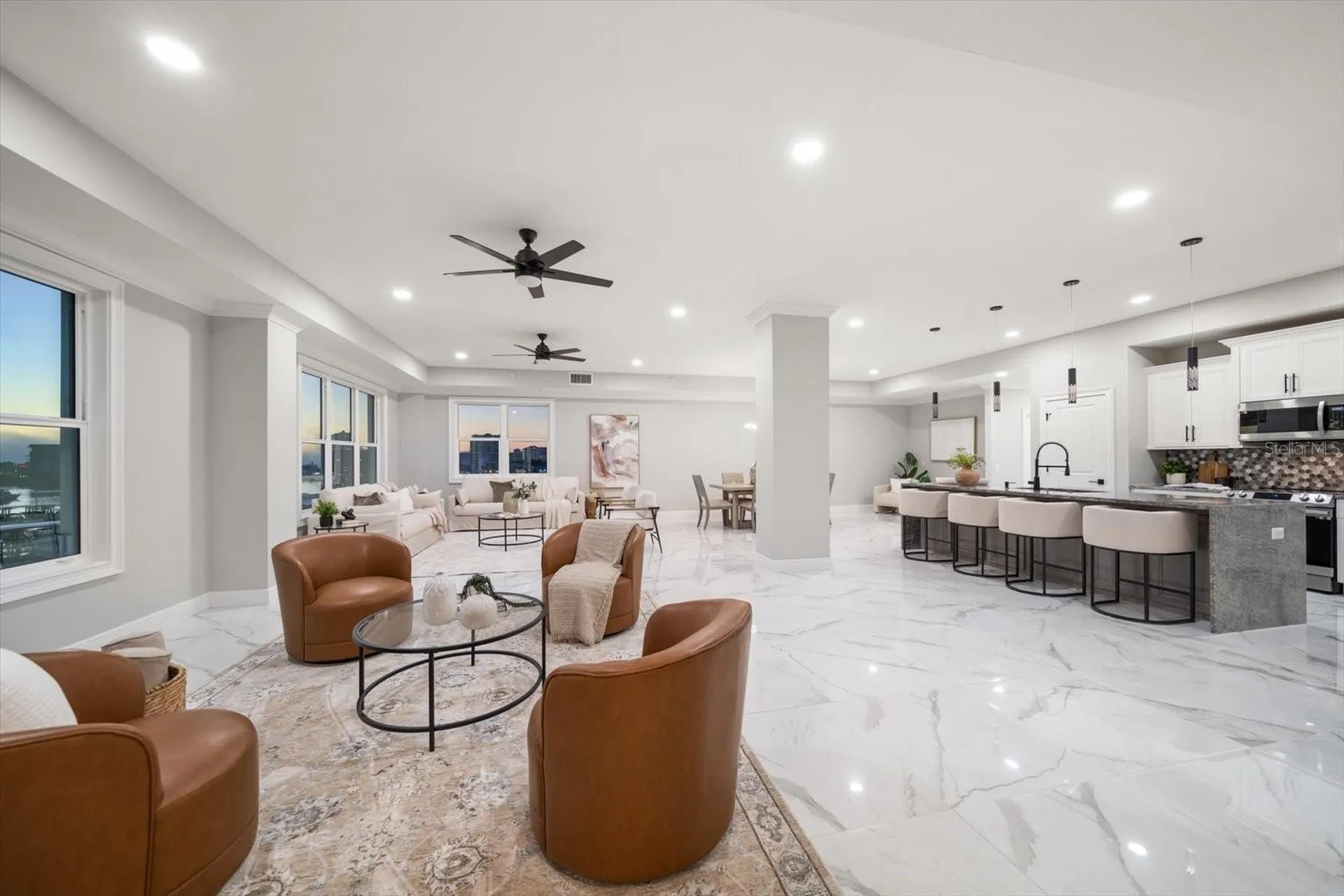 211 Dolphin Point Clearwater FL 33767