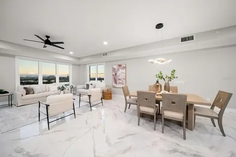 211 Dolphin Point Clearwater FL 33767