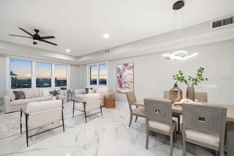 211 Dolphin Point Clearwater FL 33767