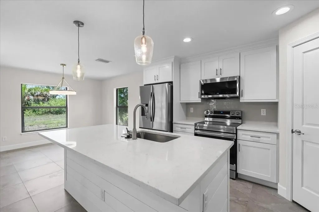 9065 Fruitland Avenue Englewood FL 34224