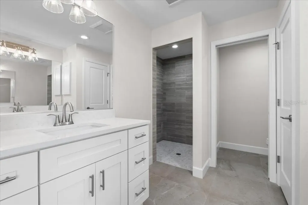 9065 Fruitland Avenue Englewood FL 34224