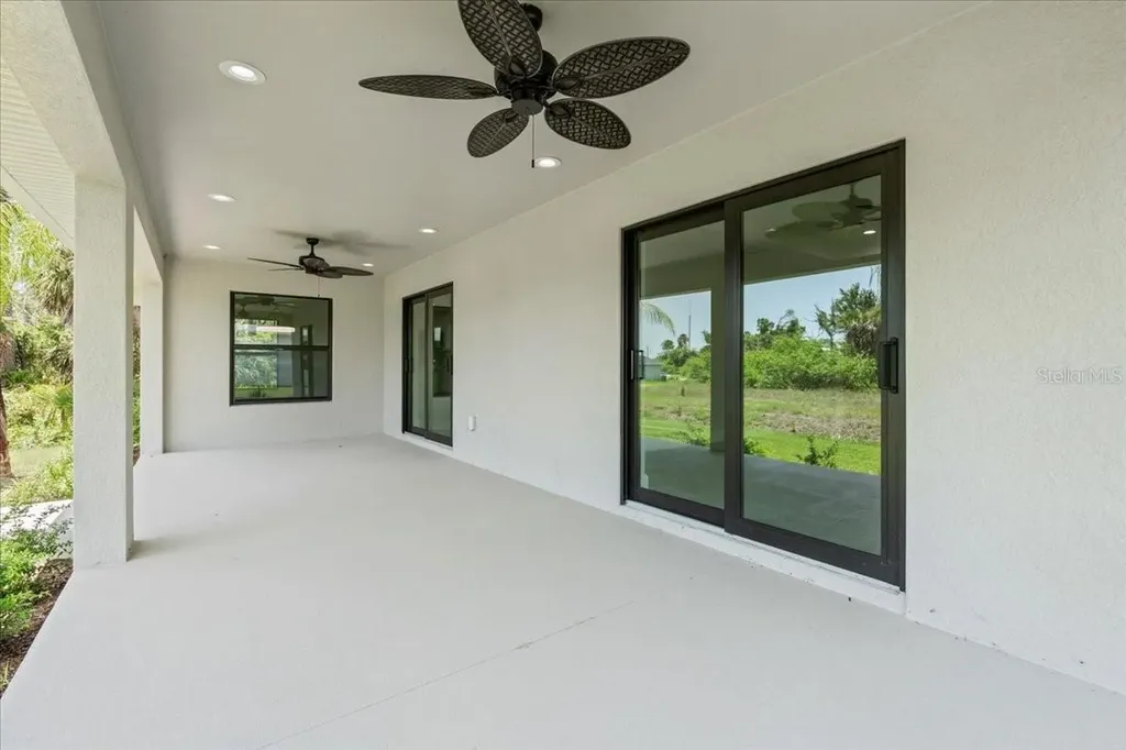 9065 Fruitland Avenue Englewood FL 34224