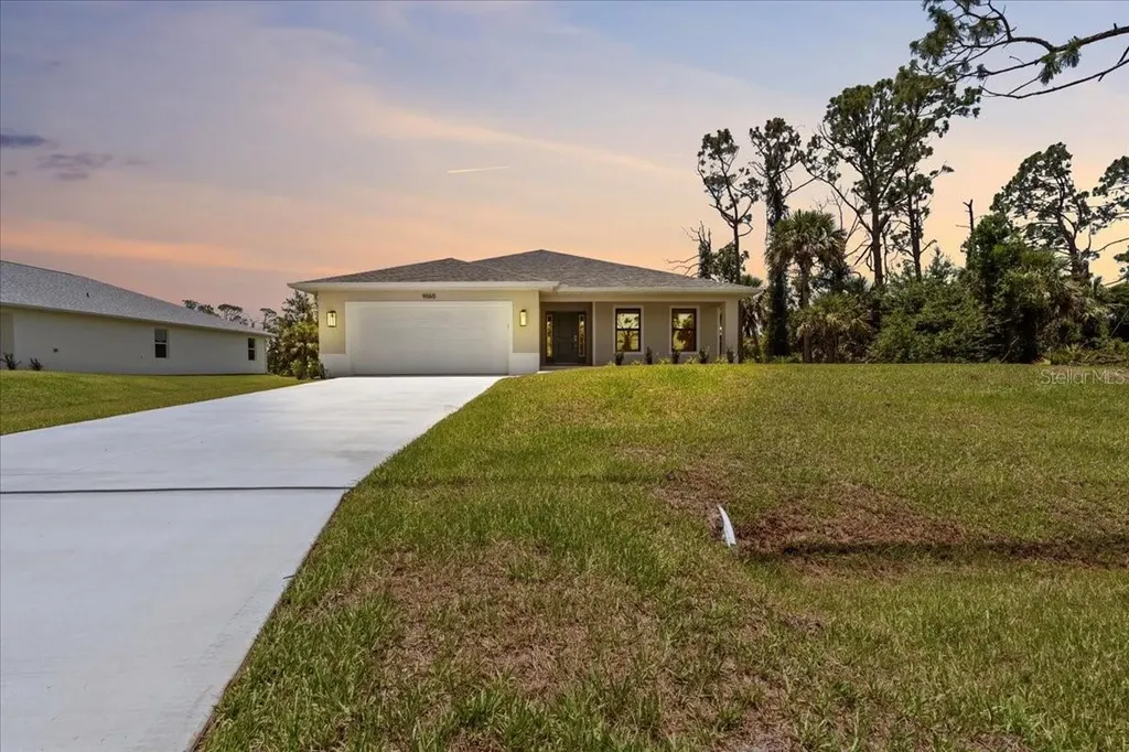 9065 Fruitland Avenue Englewood FL 34224