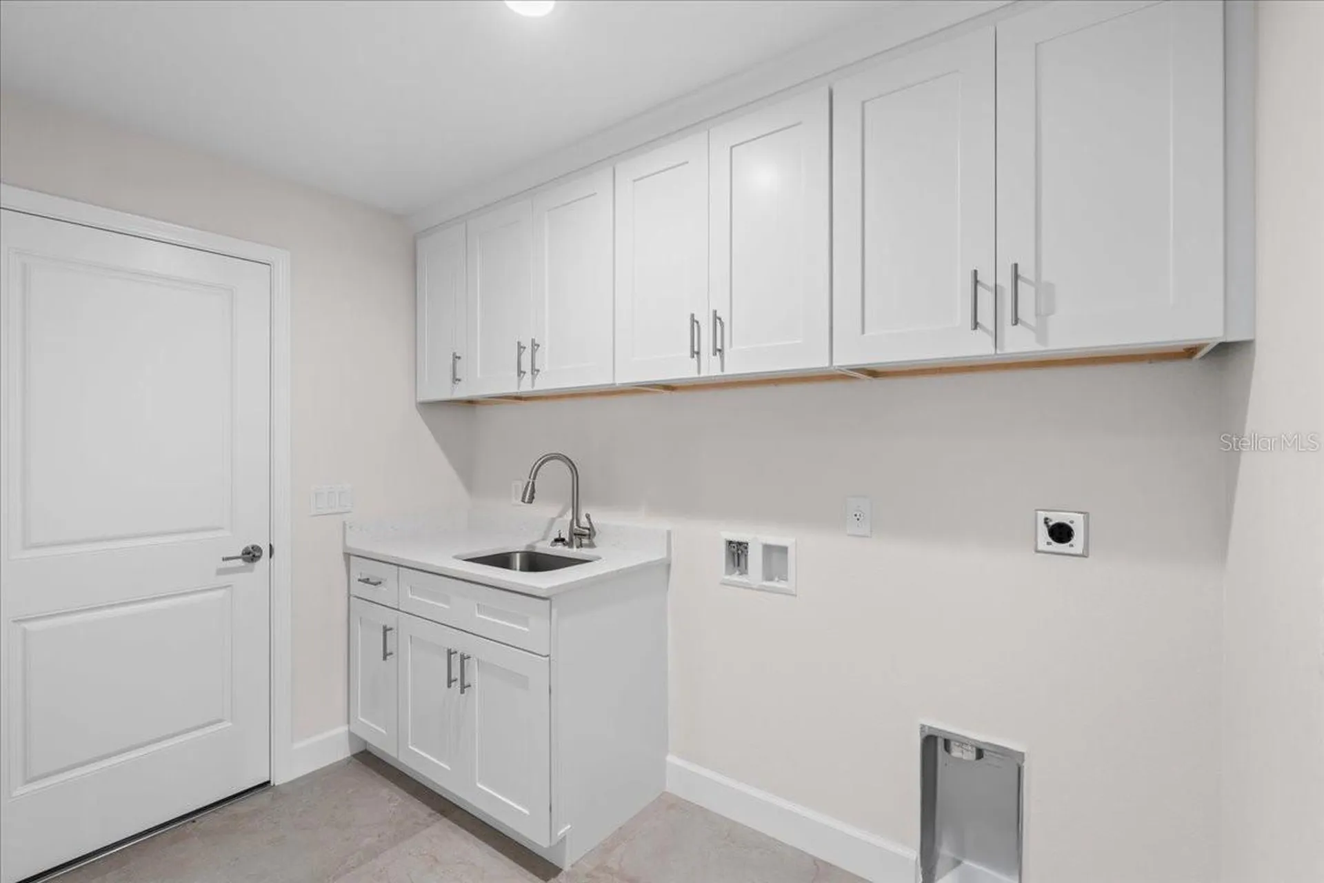 9065 Fruitland Avenue Englewood FL 34224